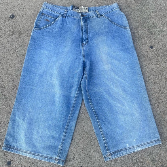 Men's Blue Denim Shorts - Picture 1 of 2